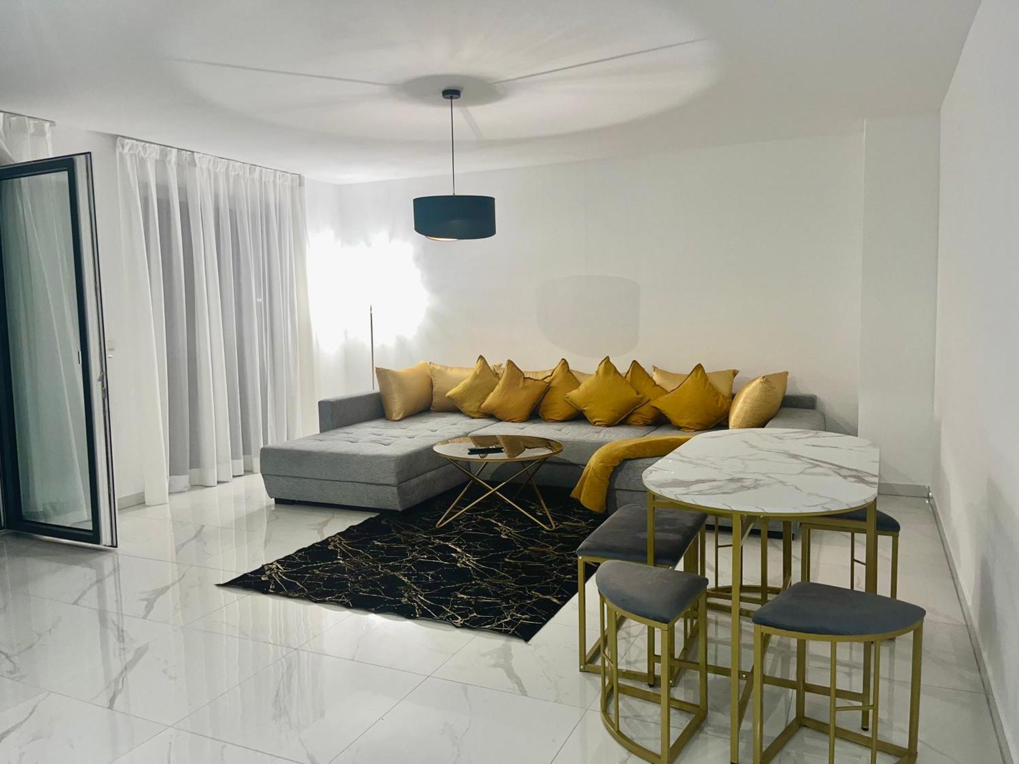 Апартаменти Weisses Haus Герасдорф-бай-Він Екстер'єр фото